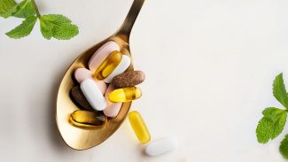 A Comprehensive Guide to Cancer-Fighting Supplements 